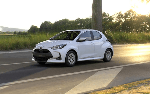 Mazda2 Hybrid wit