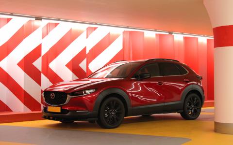 Mazda CX-30 parkeergarage afstand