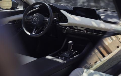 2021_Mazda3_IPM2