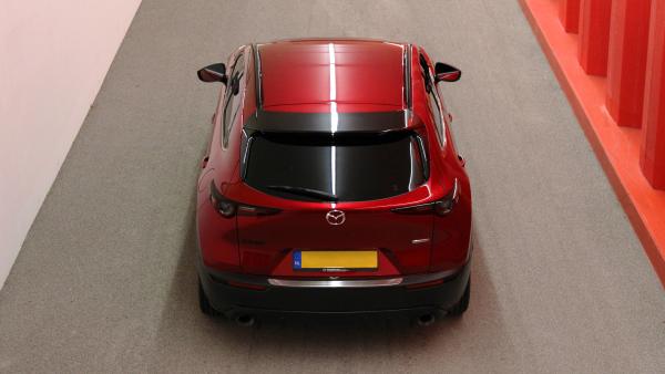 Mazda CX-30 parkeergarage achterkant-2