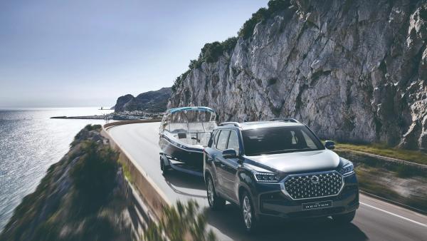 Rexton-towing